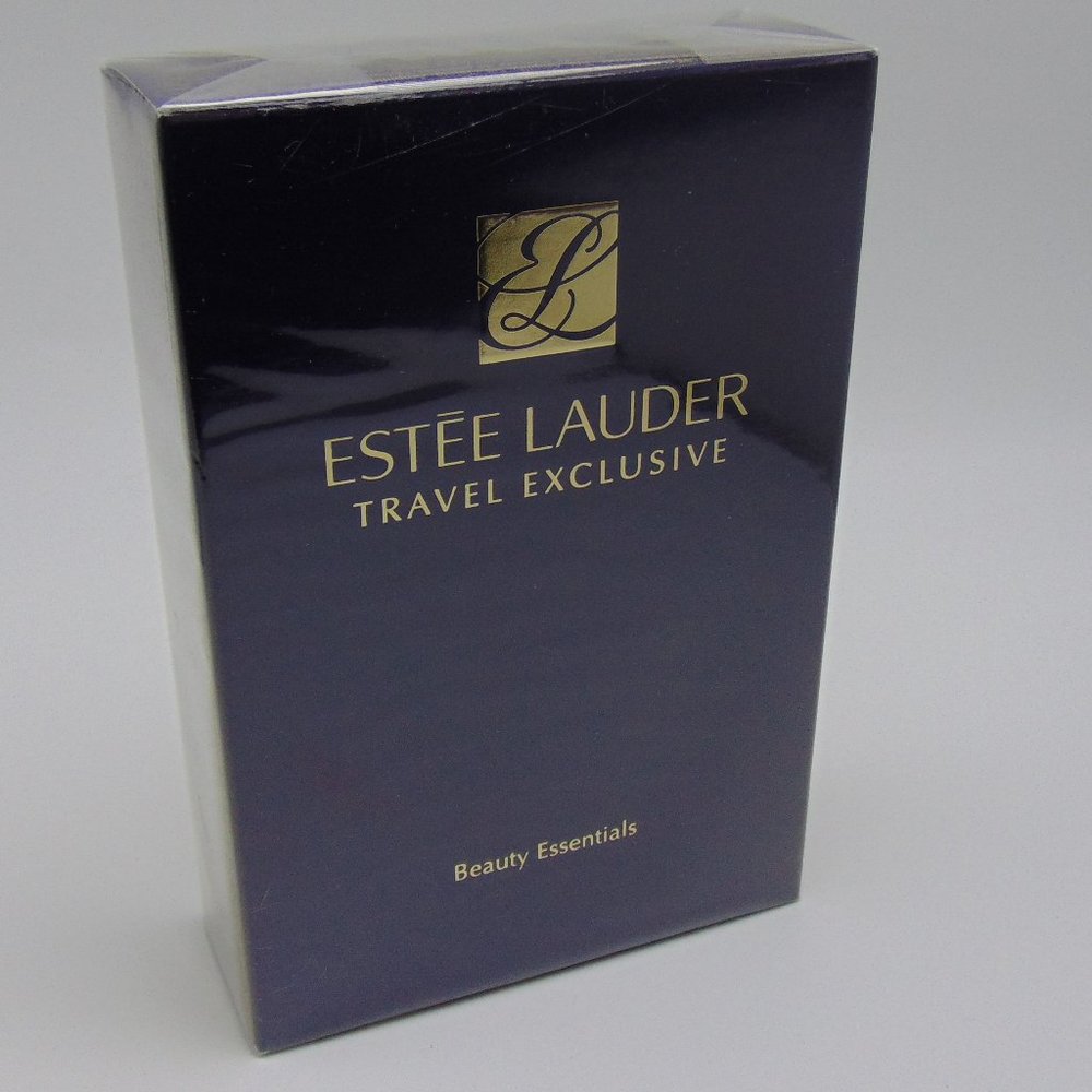 ESTEE LAUDER Travel Exclusive Beauty Essentials